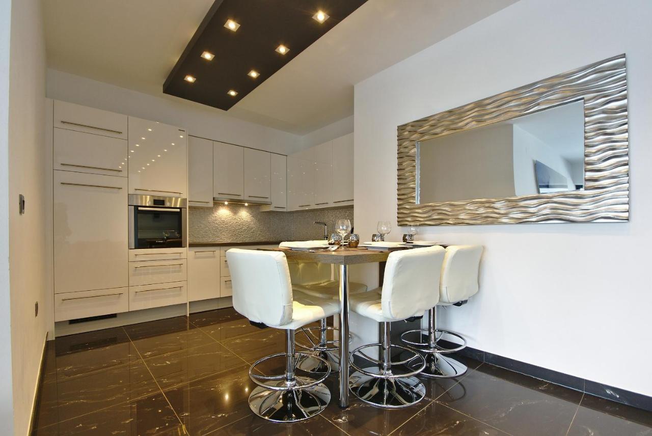אופטיה Apartments Marjanovic מראה חיצוני תמונה