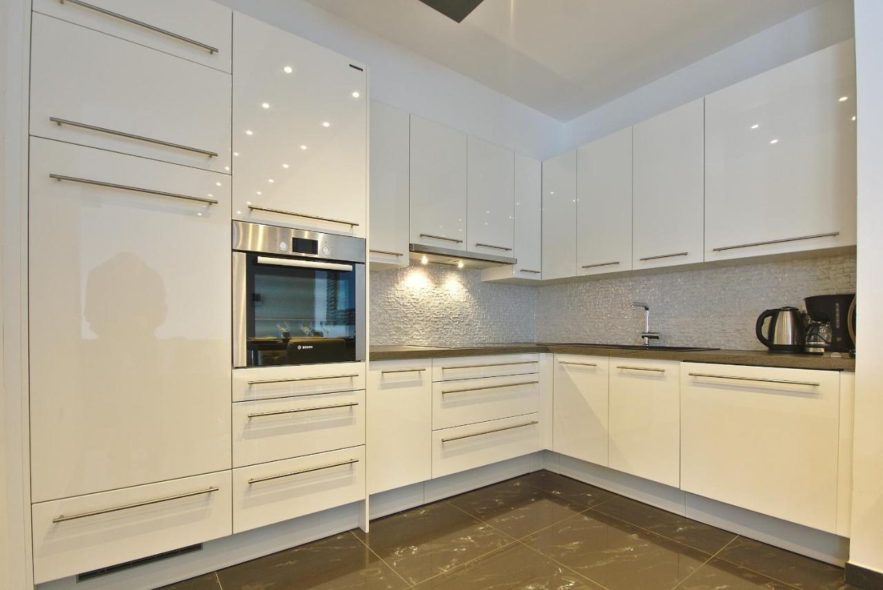 אופטיה Apartments Marjanovic מראה חיצוני תמונה